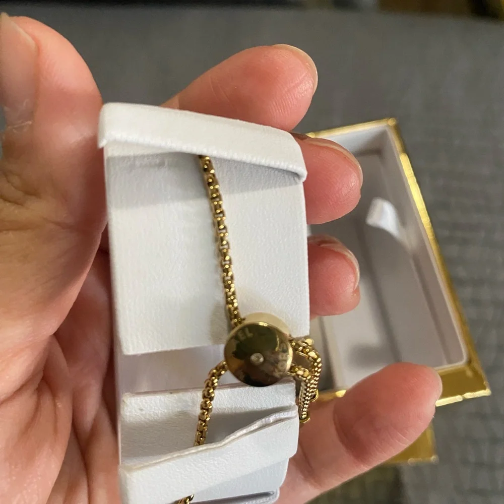 Michael Kors Gold Watch and Bracelet Set - Picture 4 of 7